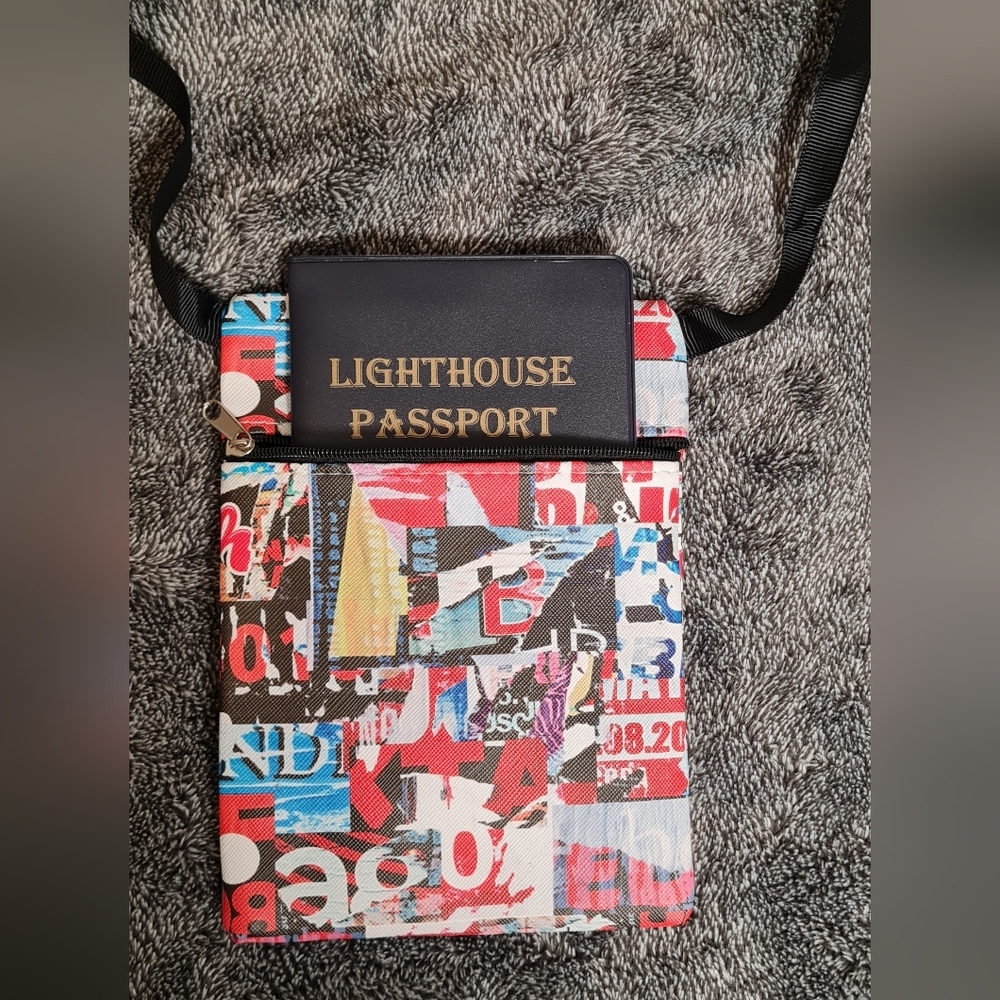 NWOT Retro Crossbody Graffiti Purse